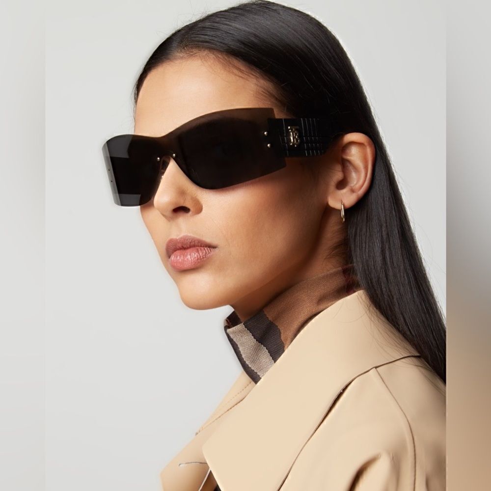 BRAND NEW BURBERRY BE3137 Bella 110987 Grey/Dark Grey Sunglasses